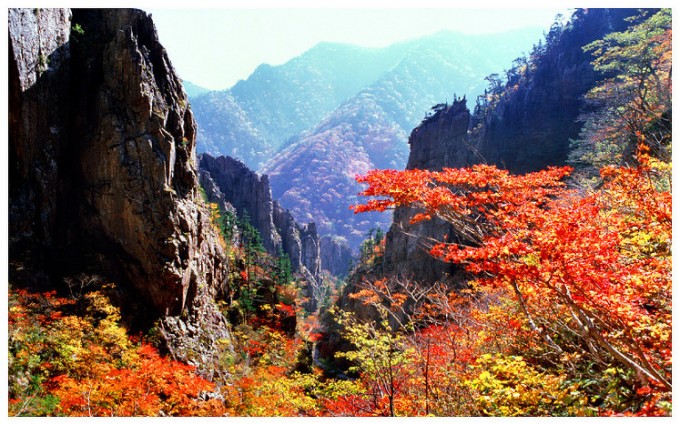 한반도의 10월-금강산의 가을..jpg