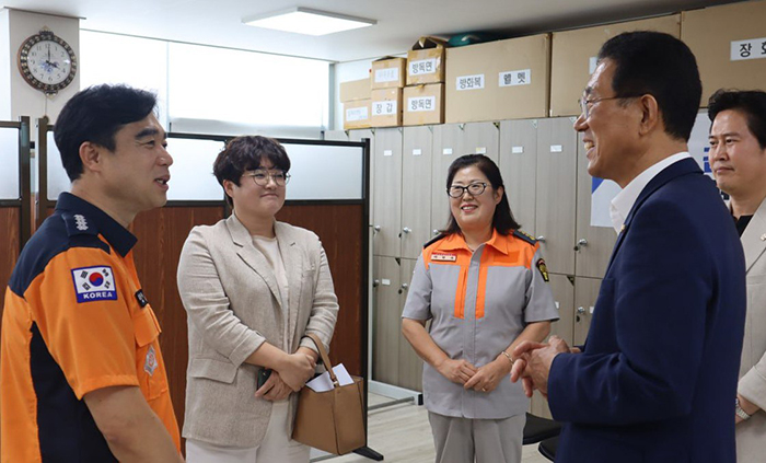 김주영 의원, 고촌119안전센터 방문… "소방대원 및 의용소방대 격려”