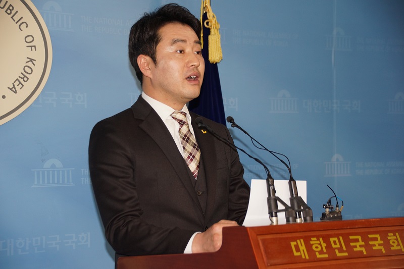 정의당 최석 대변인 “자유한국당 전당대회가 갈수록 난장판”