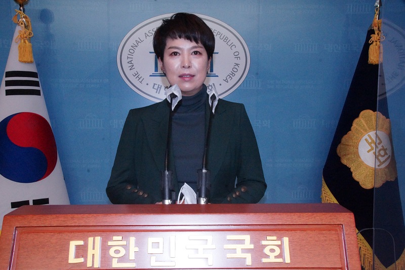 “김은혜 대변인, 위안부 피해자 할머니에게 국가란 무엇이었을까”