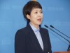 “김은혜 대변인, 문재인 대통령 국민에 귀를 막아서 나라가 걱정 된다”